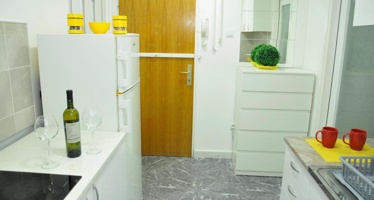 Manirosi 5 Apartment Subotica Esterno foto